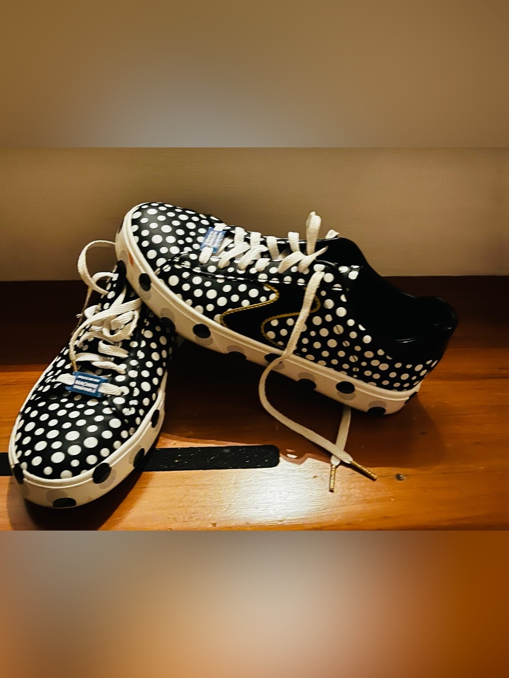 Skechers Eden LX - Dots Galore Sneakers